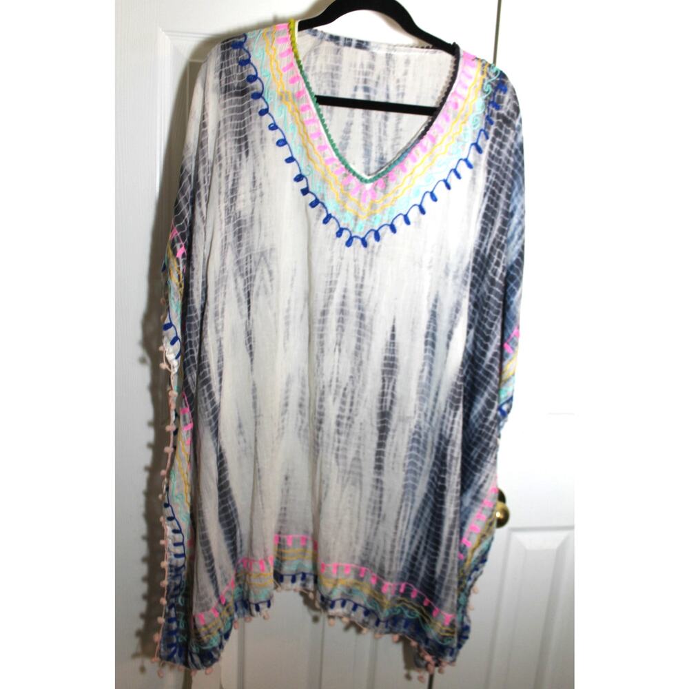 2Chic Embroidered Tie Dye Gauzy Caftan / Cover Up w/ Pom Poms One Size NEW
